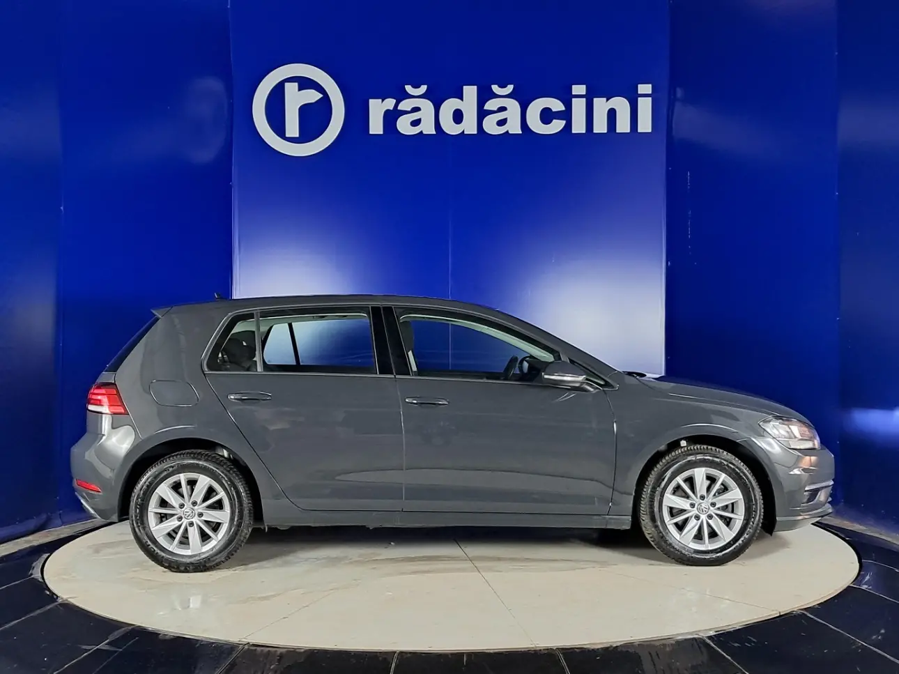 Volkswagen GOLF Hatchback 2019