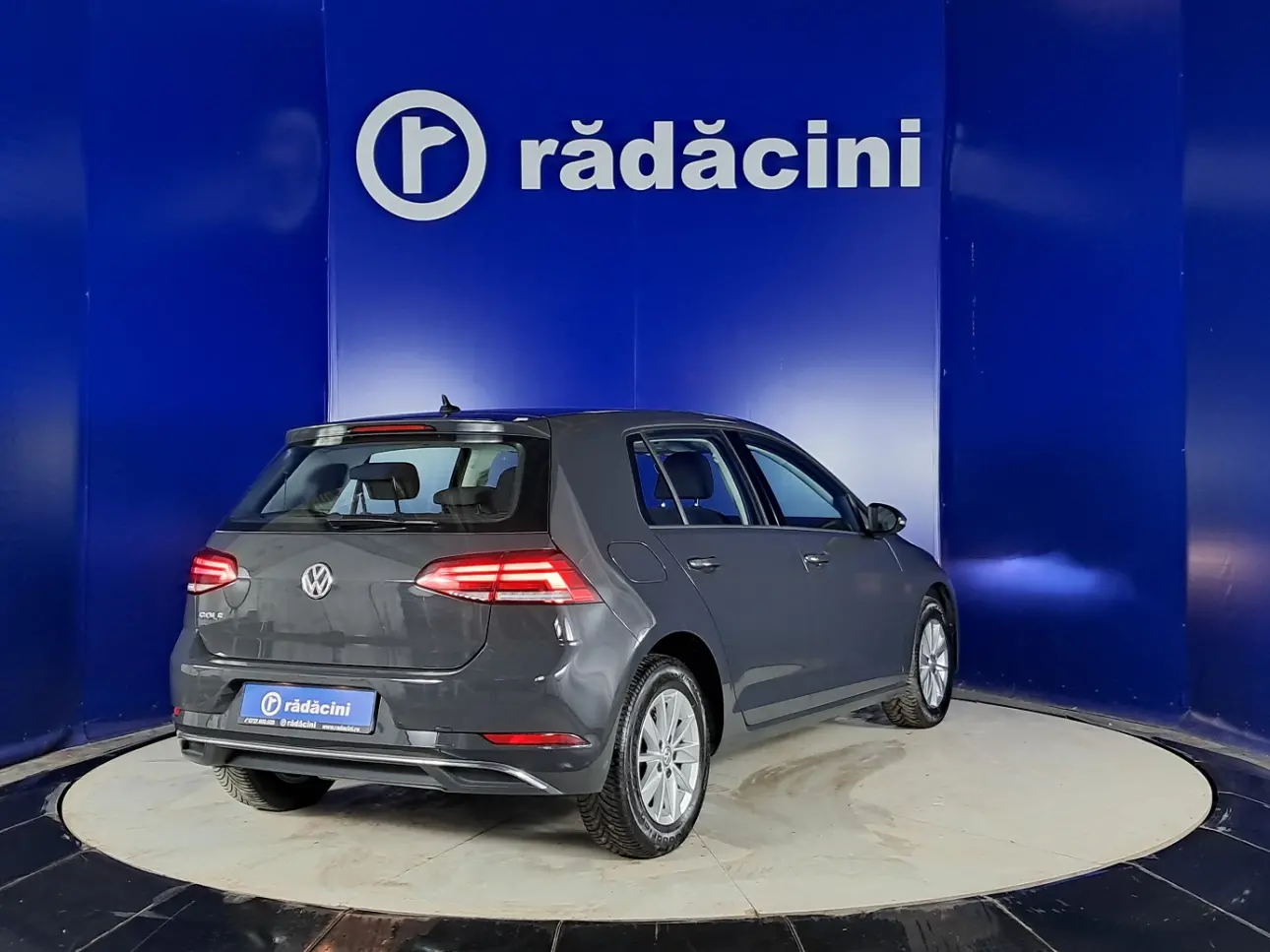 Volkswagen GOLF Hatchback 2019