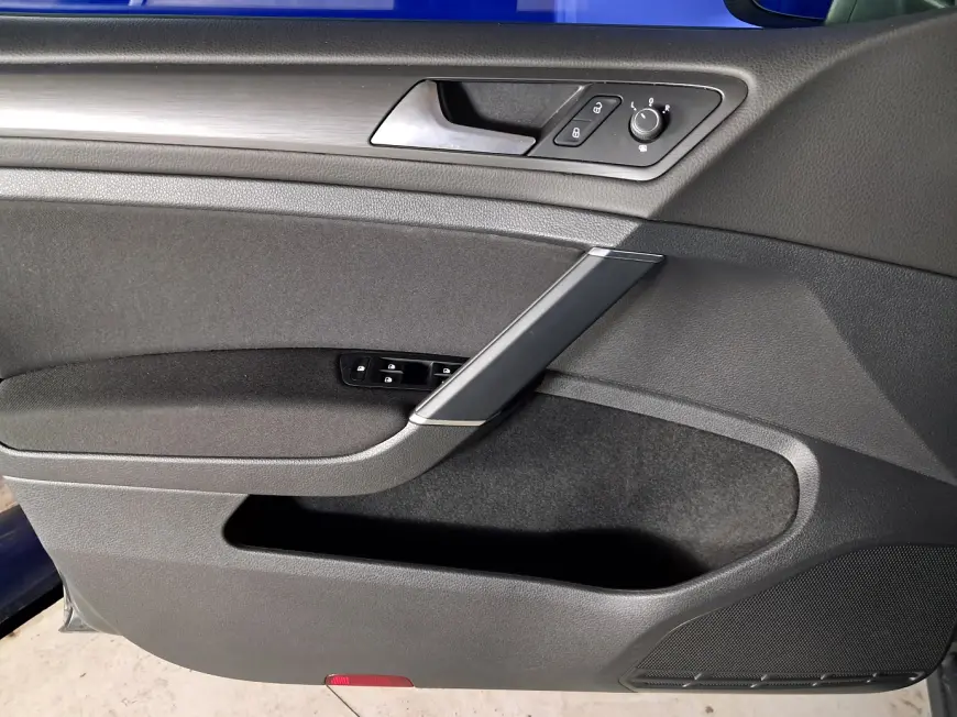 Volkswagen GOLF Hatchback 2019