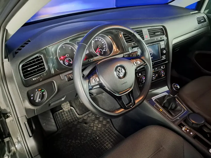 Volkswagen GOLF Hatchback 2019