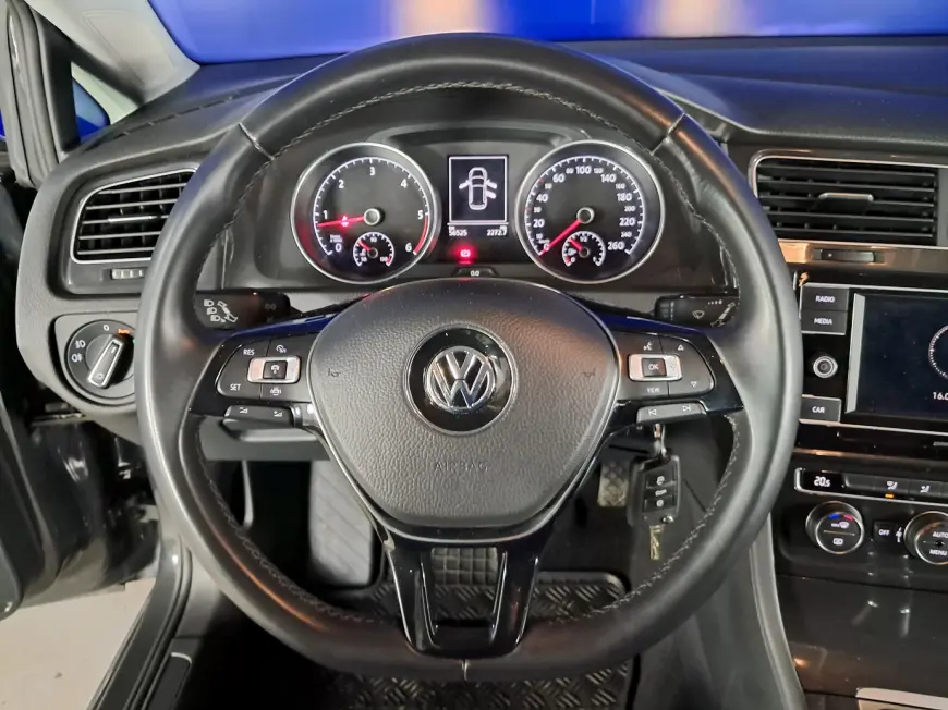 Volkswagen GOLF Hatchback 2019