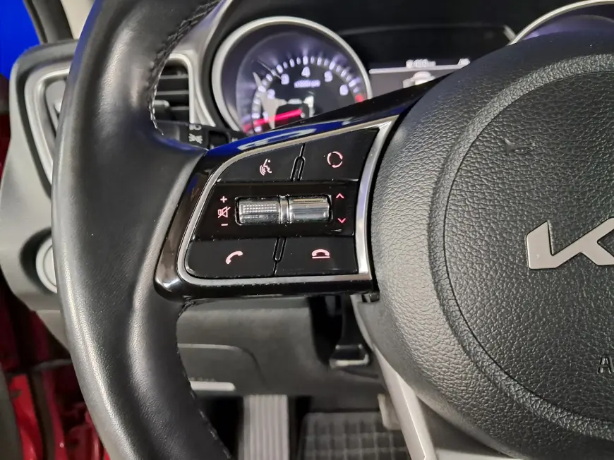 Kia XCEED Hatchback 2021