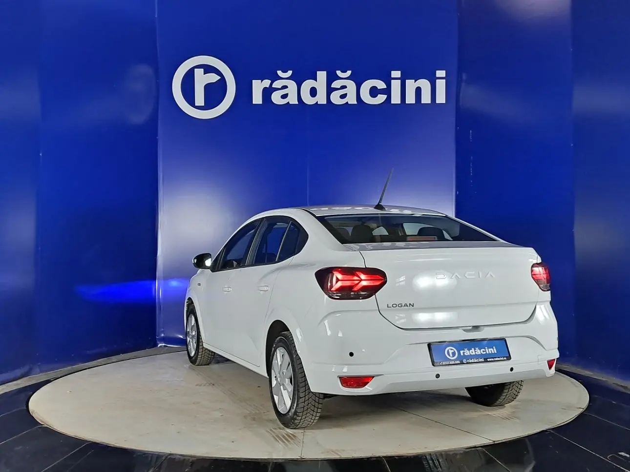 Dacia LOGAN Sedan 2023