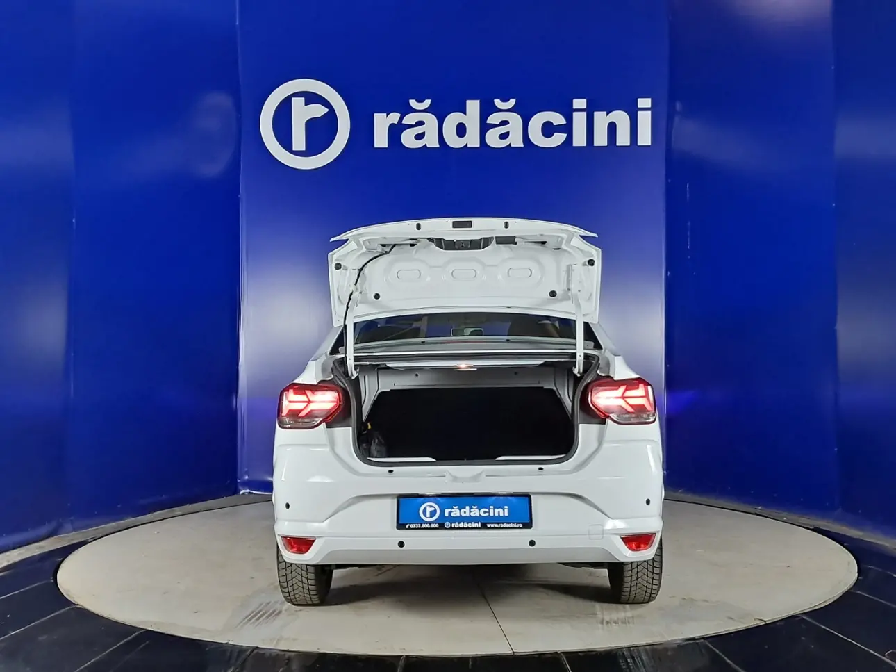 Dacia LOGAN Sedan 2023