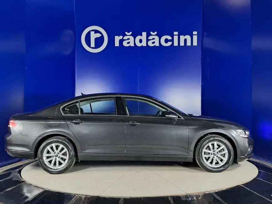 Volkswagen PASSAT Sedan 2020