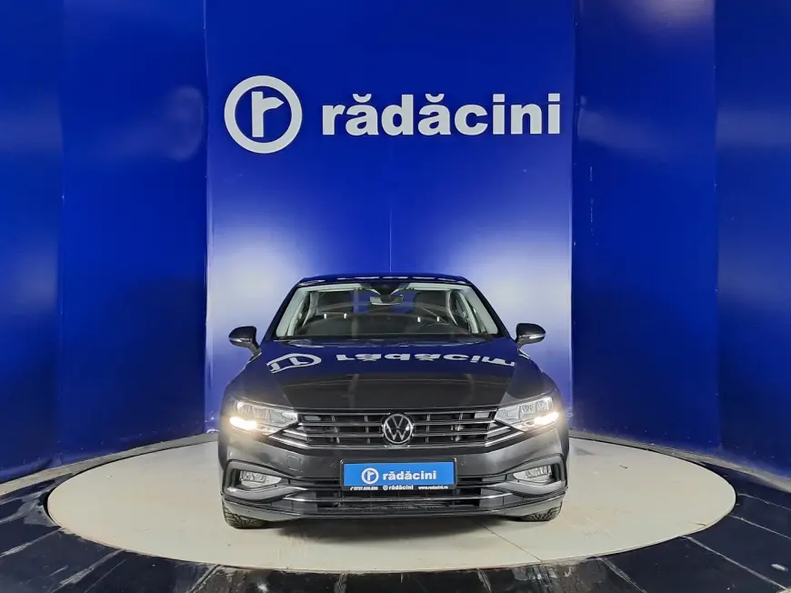 Volkswagen PASSAT Sedan 2020