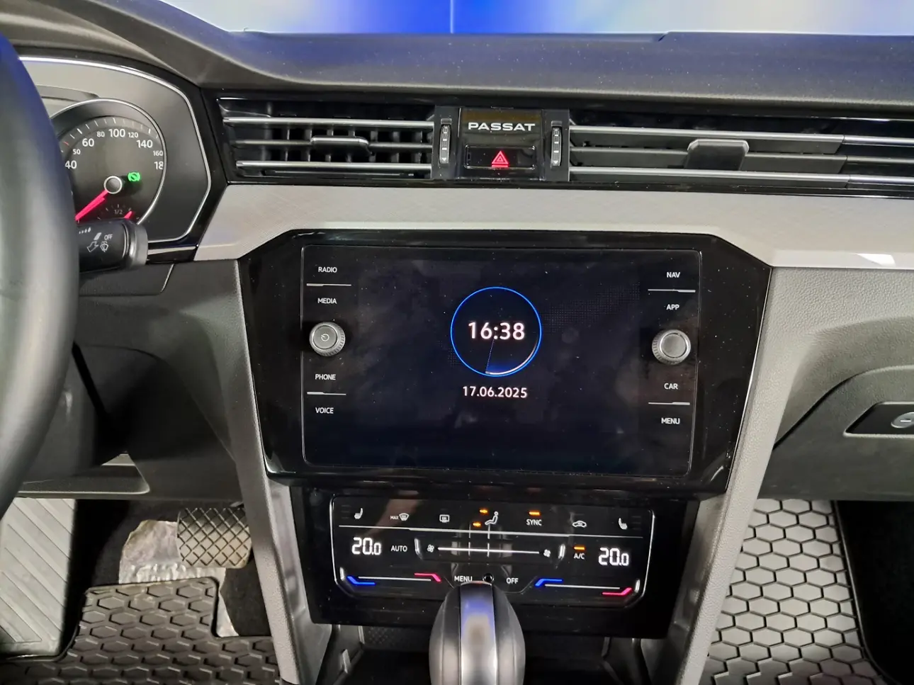 Volkswagen PASSAT Sedan 2020