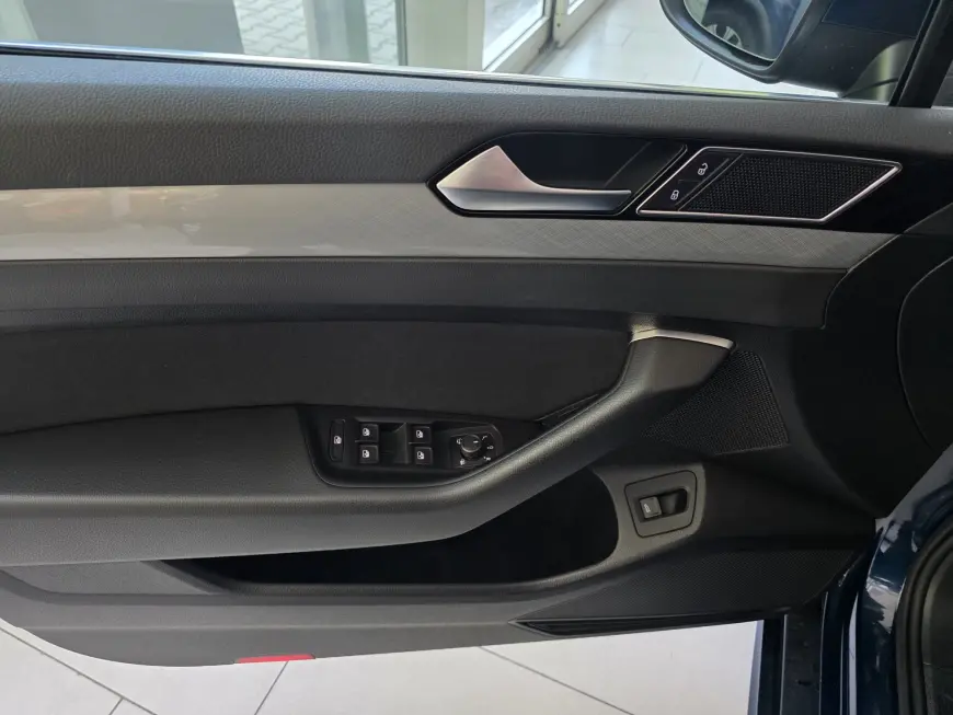 VW PASSAT VARIANT 2.0 TDI 150CP DSG R-LINE 2020