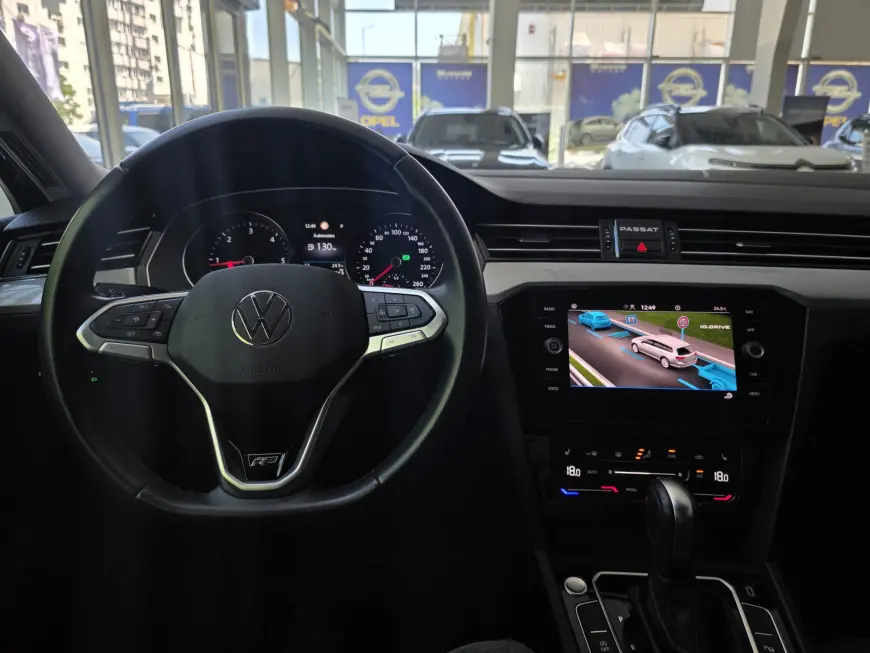 VW PASSAT VARIANT 2.0 TDI 150CP DSG R-LINE 2020