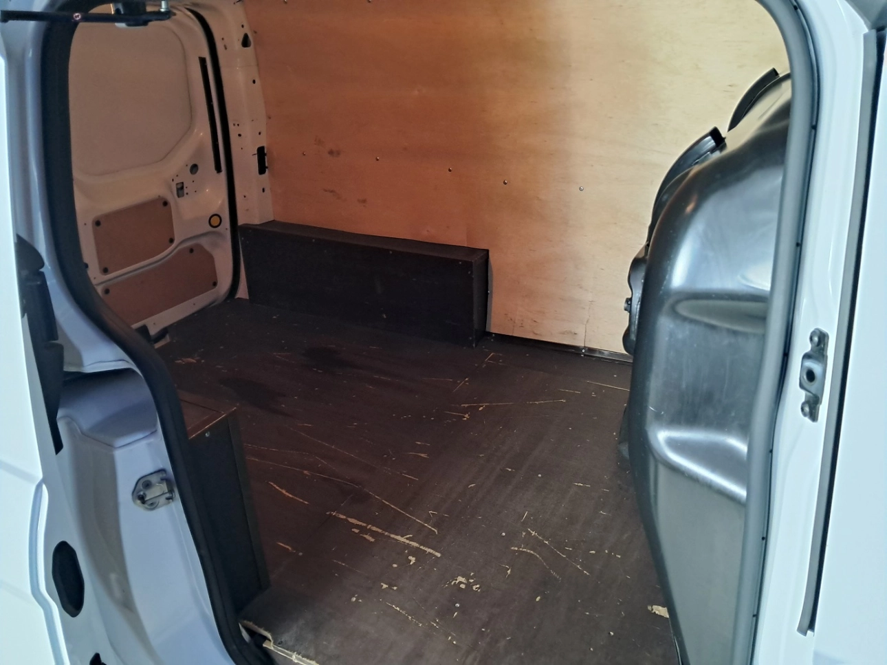 FORD TRANSIT CONNECT