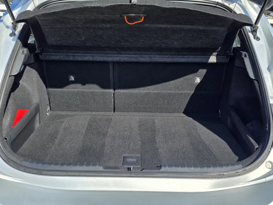 TOYOTA COROLLA HB 1.8 HYBRID DYNAMIC E-CVT 2021