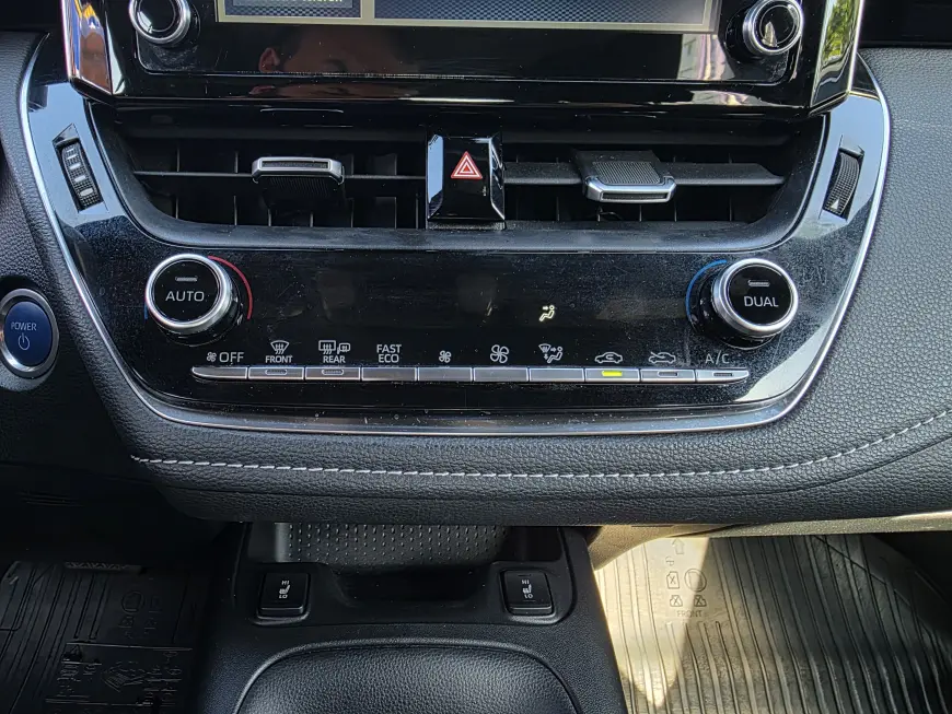 TOYOTA COROLLA HB 1.8 HYBRID DYNAMIC E-CVT 2021