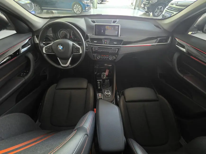 BMW X1 2.0 xDrive18d 150CP AT SPORT LINE 2021