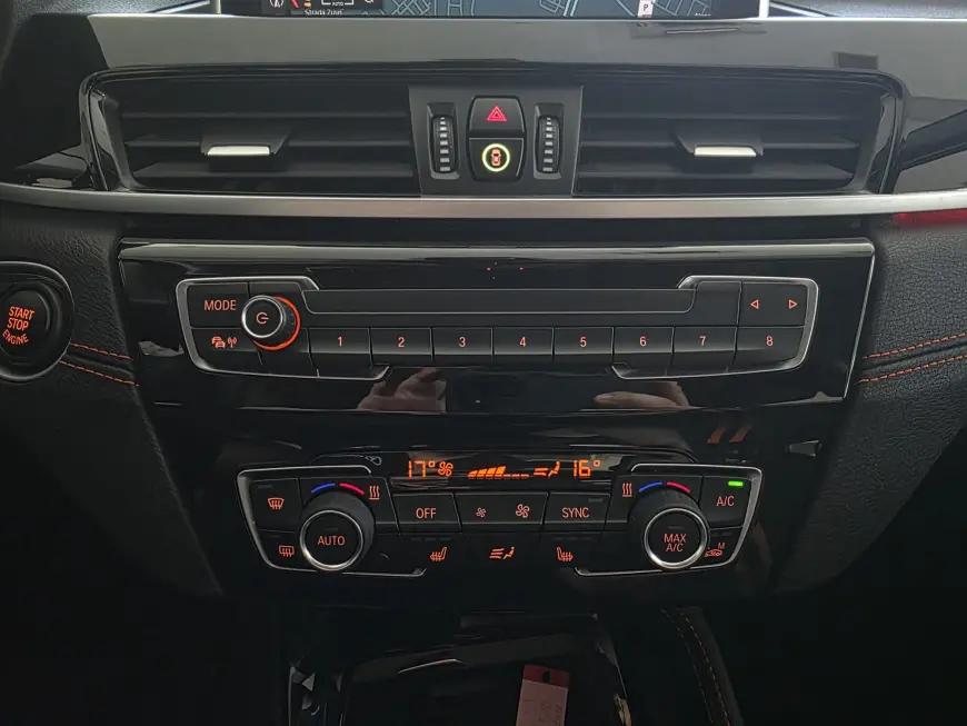 BMW X1 2.0 xDrive18d 150CP AT SPORT LINE 2021