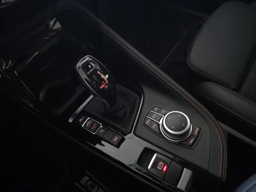 BMW X1 2.0 xDrive18d 150CP AT SPORT LINE 2021