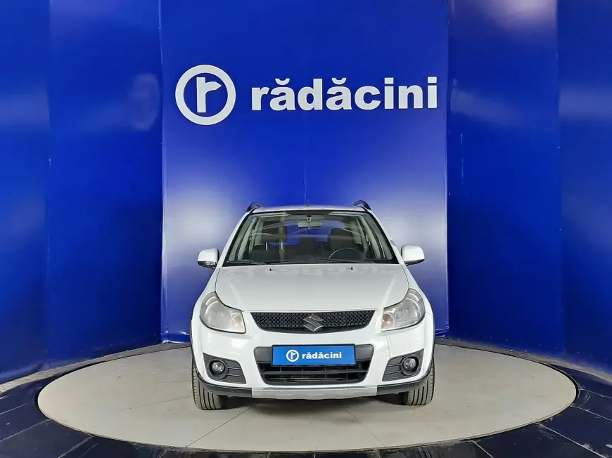 Suzuki SX4 SUV 2011
