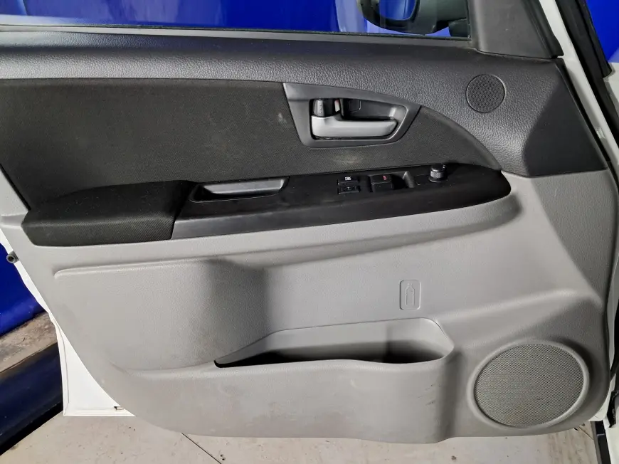Suzuki SX4 SUV 2011