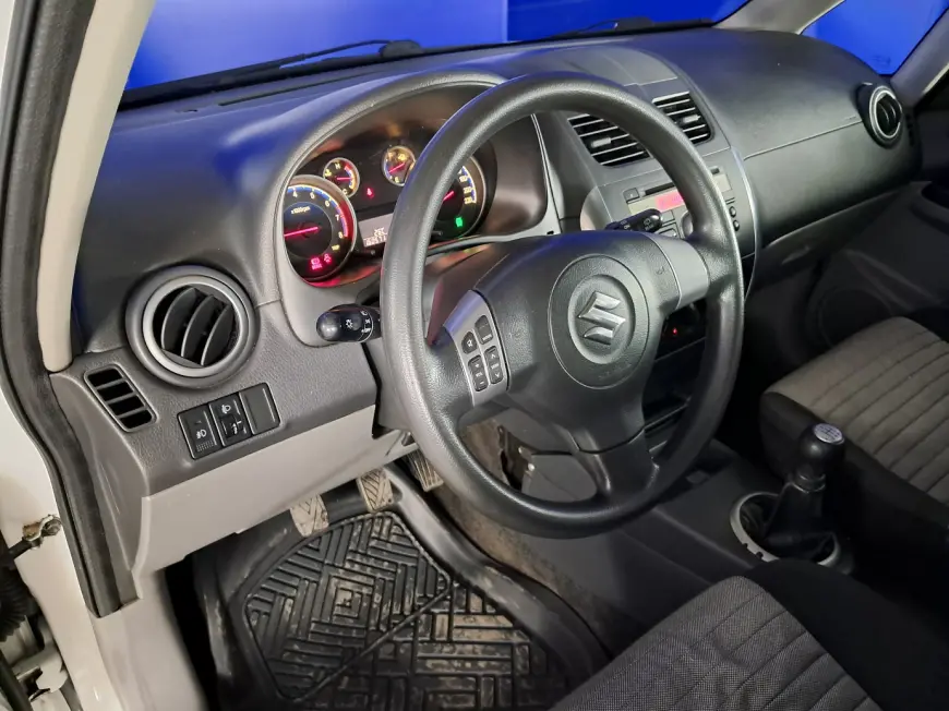 Suzuki SX4 SUV 2011