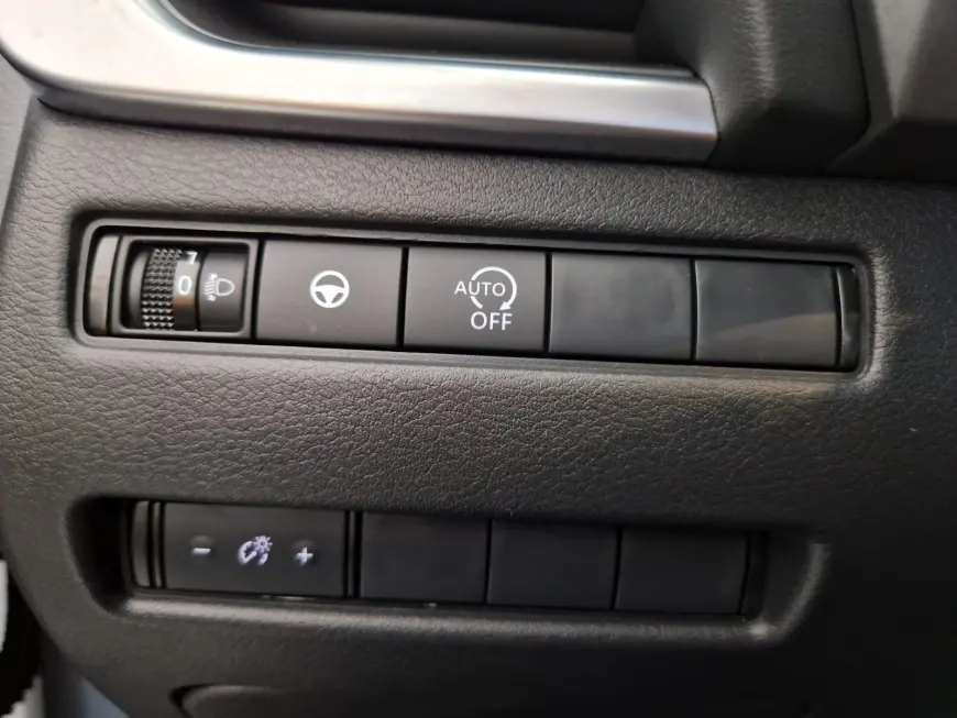 Nissan Qashqai 1.3 l Mild-Hybrid 156 CP X-Tronic N-CONNECTA 2024