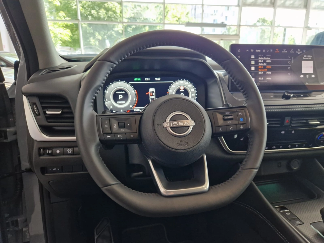 NISSAN QASHQAI 1.3 l Mild-Hybrid 156 CP X-Tronic N-CONNECTA 2024