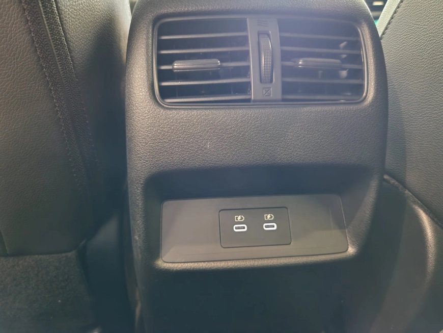 NISSAN QASHQAI 1.3 l Mild-Hybrid 156 CP X-Tronic N-CONNECTA 2024