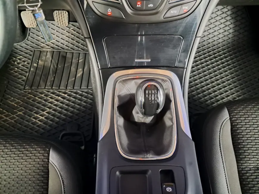 Opel INSIGNIA Break 2017
