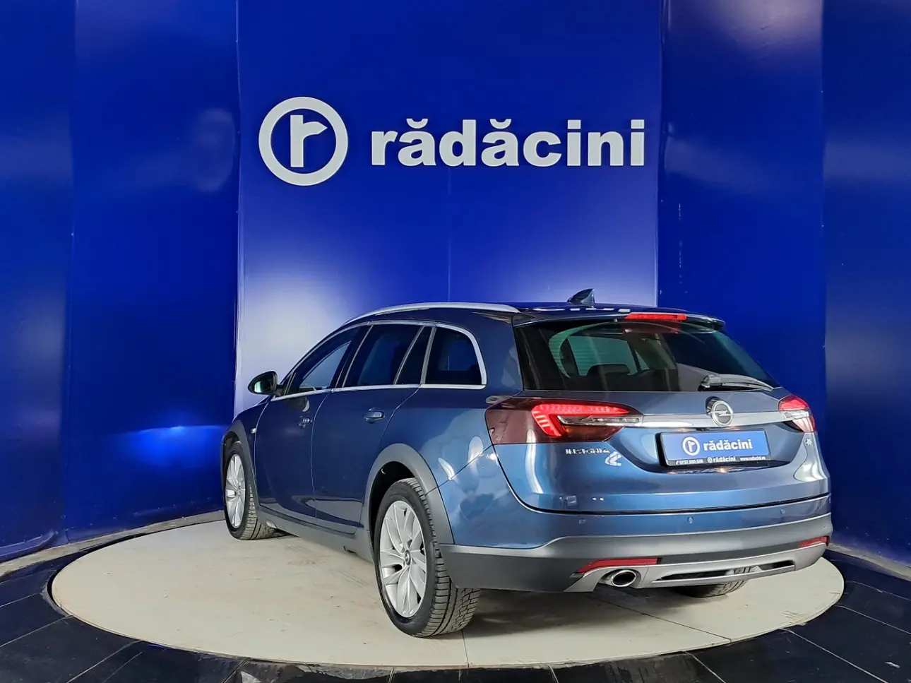 OPEL INSIGNIA