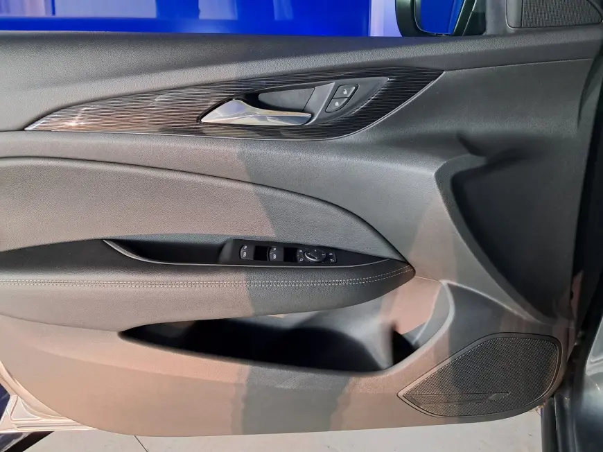 Opel INSIGNIA Sedan 2020