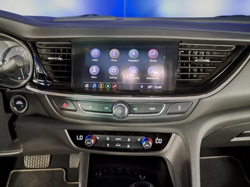 Opel INSIGNIA Sedan 2020