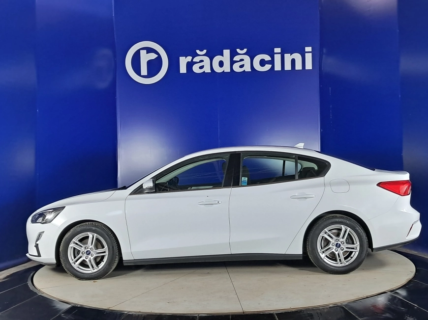 Ford FOCUS Sedan 2020