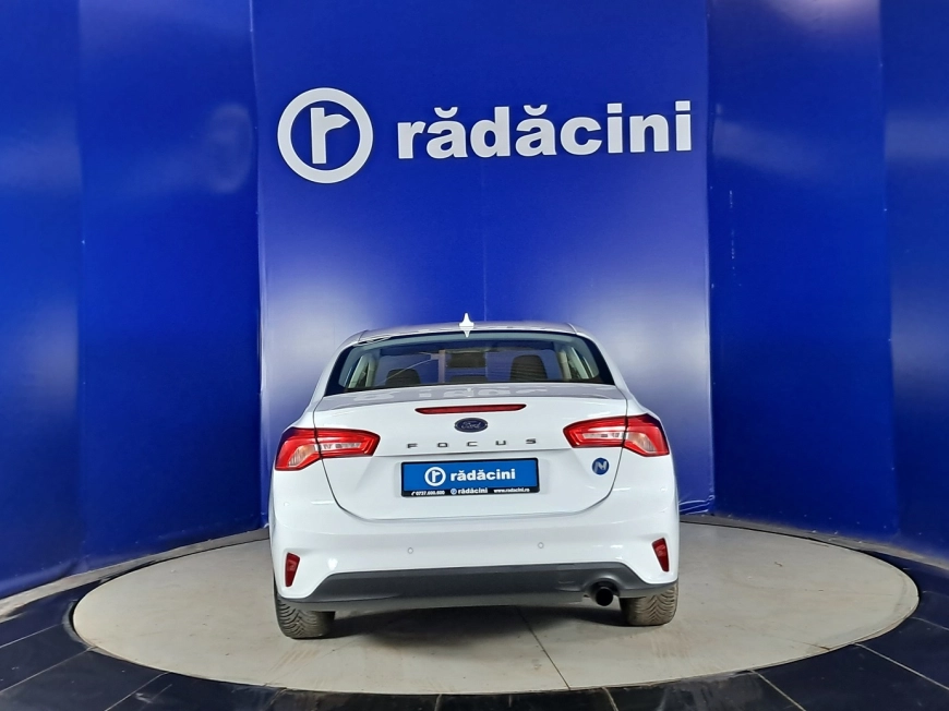 Ford FOCUS Sedan 2020