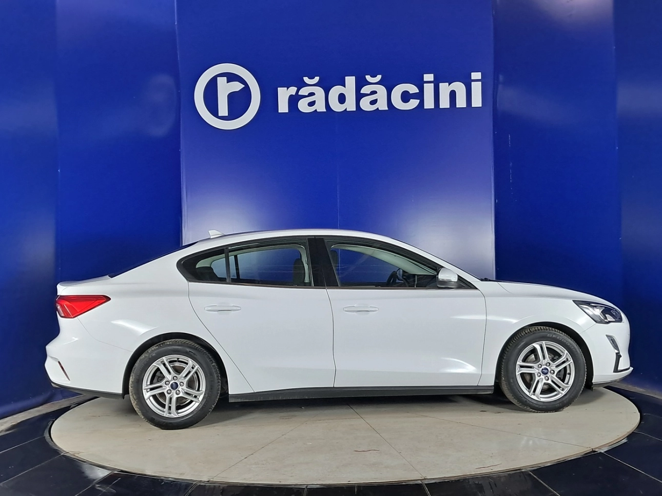 Ford FOCUS Sedan 2020