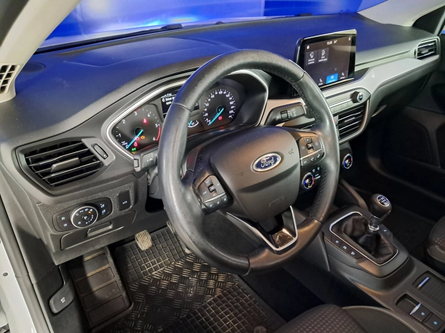 Ford FOCUS Sedan 2020