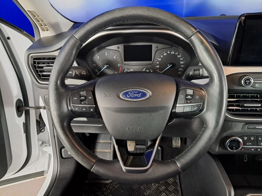 Ford FOCUS Sedan 2020