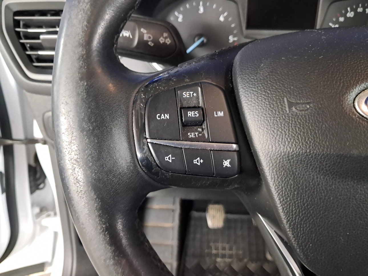 Ford FOCUS Sedan 2020