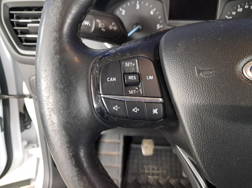 Ford FOCUS Sedan 2020