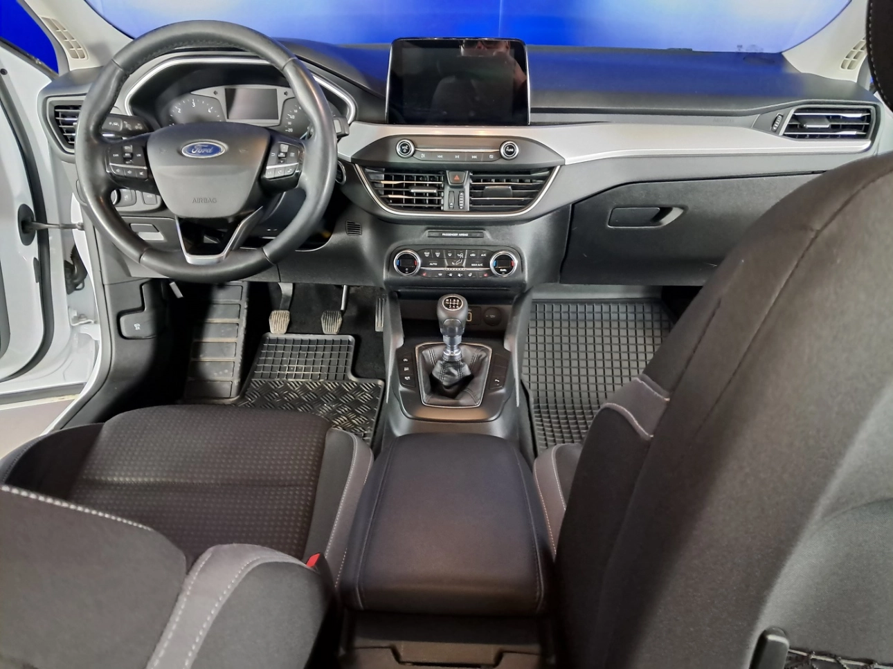 Ford FOCUS Sedan 2020