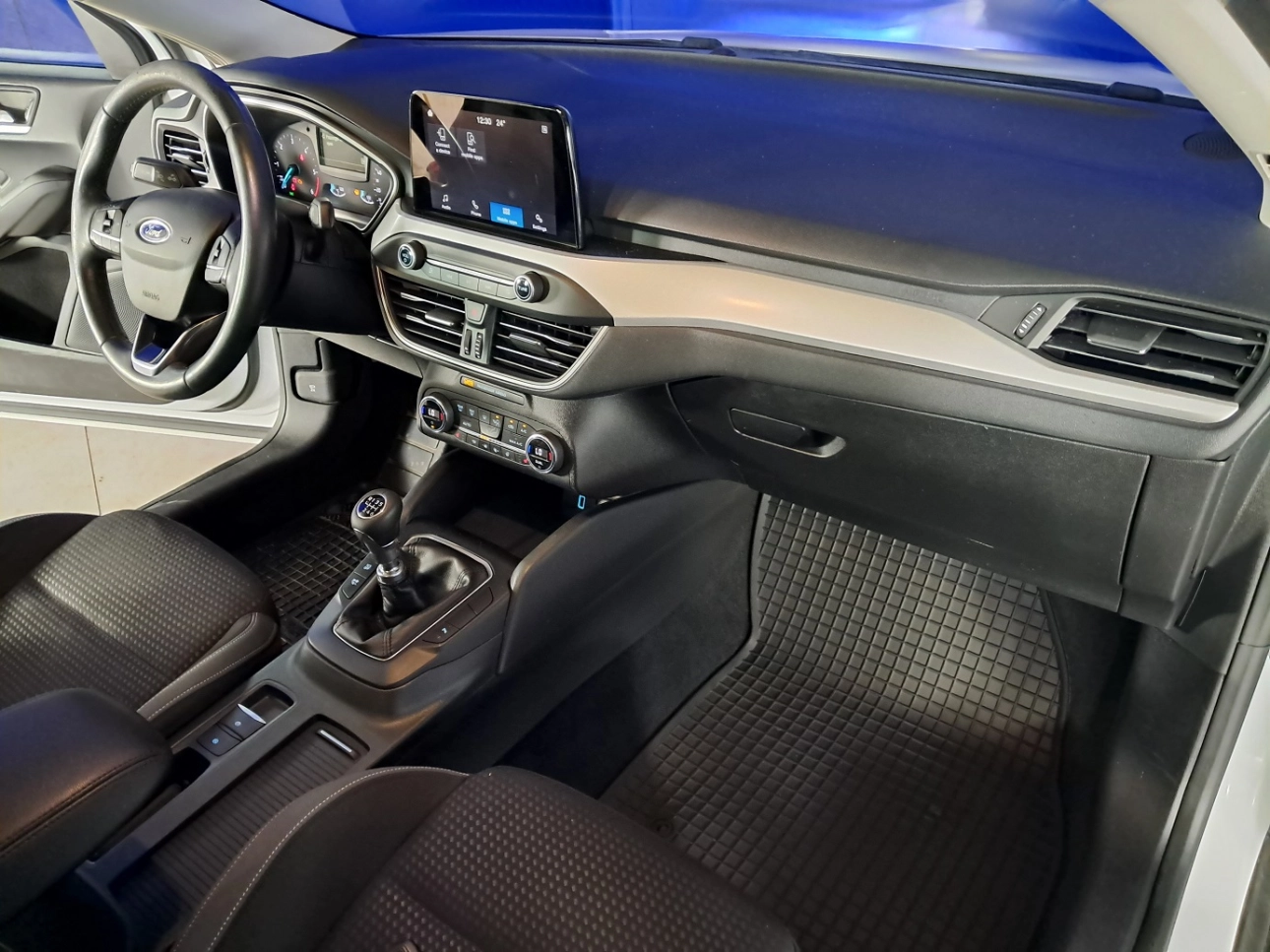 Ford FOCUS Sedan 2020