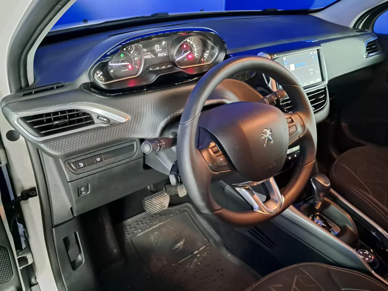 Peugeot 2008 SUV 2019