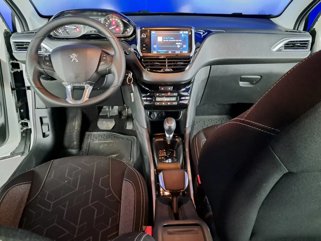 Peugeot 2008 SUV 2019