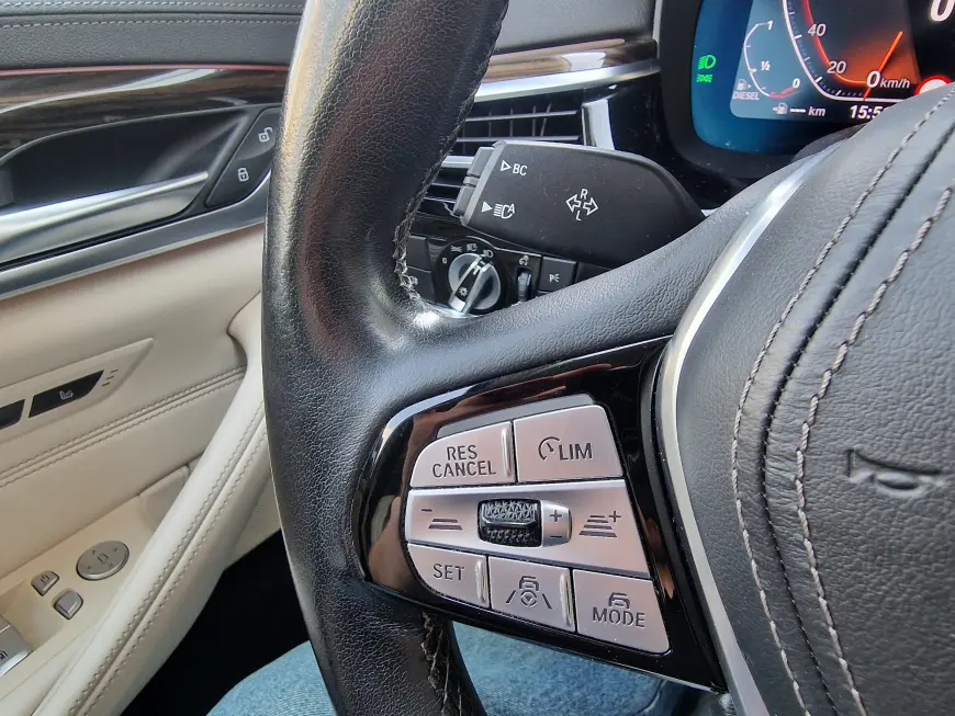 BMW Seria 5 518d Luxury Line 150cp 2022