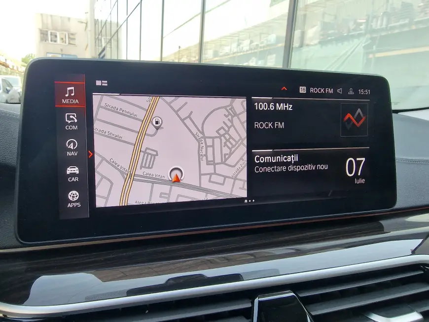 BMW Seria 5 518d Luxury Line 150cp 2022