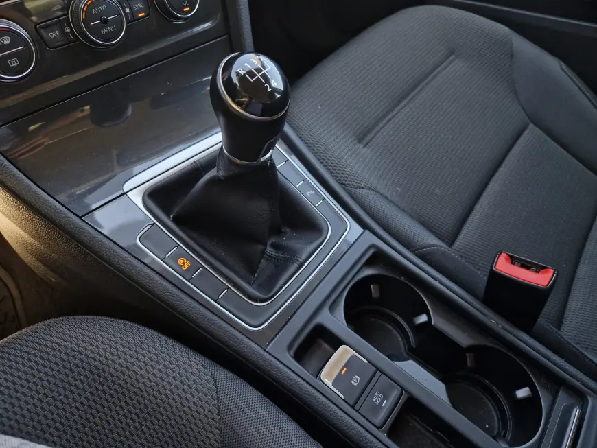 VW GOLF VII HB 1.6 TDI 115CP MT5 COMFORTLINE 2020