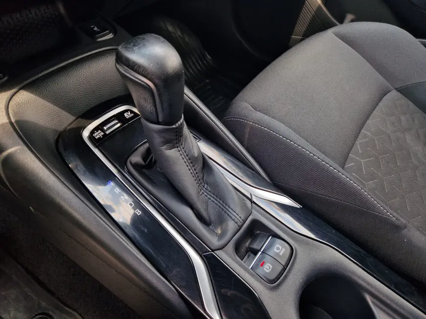 TOYOTA COROLLA HB 1.8 HYBRID DYNAMIC E-CVT 2021