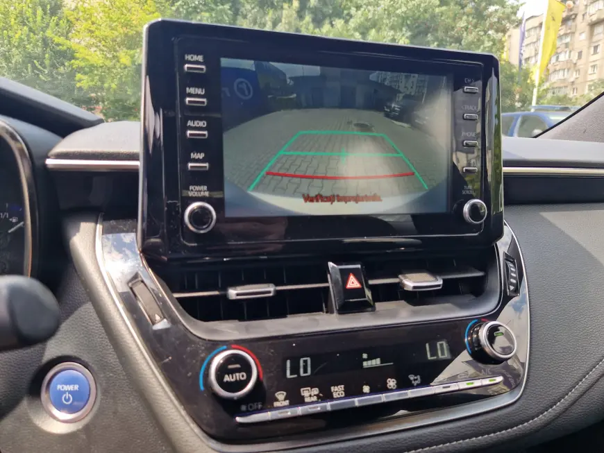 TOYOTA COROLLA HB 1.8 HYBRID DYNAMIC E-CVT 2021