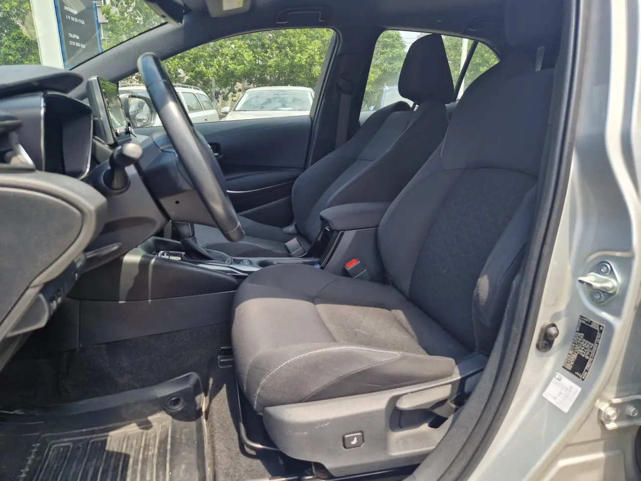 TOYOTA COROLLA HB 1.8 HYBRID DYNAMIC E-CVT 2021