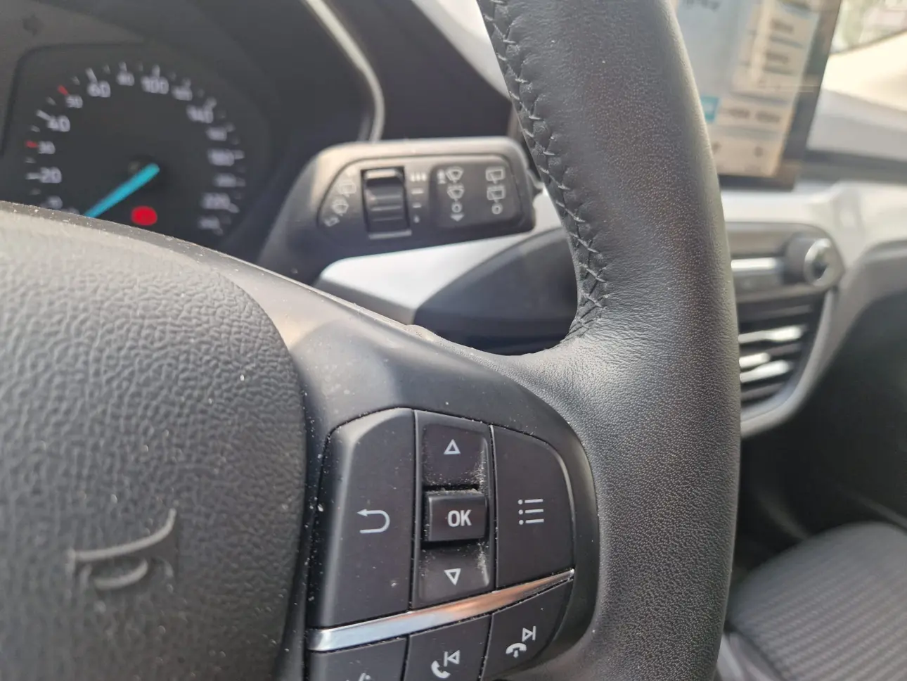 FORD FOCUS WAGON 1.5 TDCI ECOBLUE 120CP MT6 TREND CONNECTED 2021
