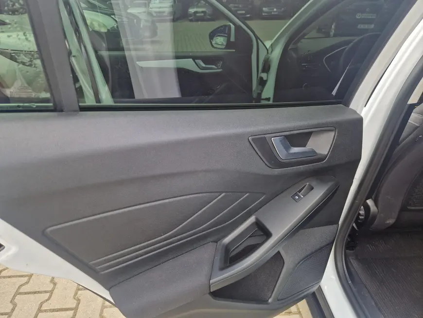 FORD FOCUS WAGON 1.5 TDCI ECOBLUE 120CP MT6 TREND CONNECTED 2021