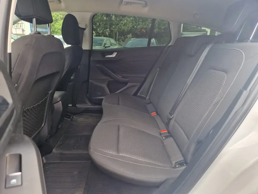 FORD FOCUS WAGON 1.5 TDCI ECOBLUE 120CP MT6 TREND CONNECTED 2021