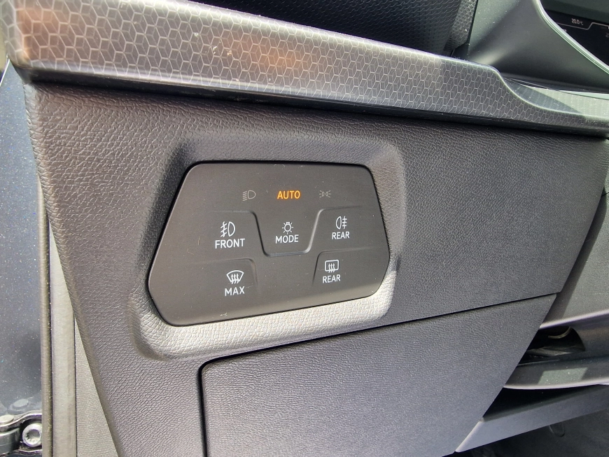 SEAT LEON ST 1.0 ETSI mHEV DSG7 Style 2022